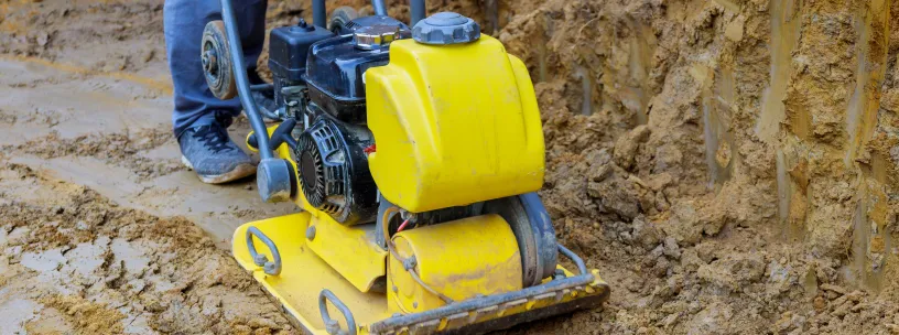 Preparação do terreno - O canteiro de obras  Casa do Construtor - Aluguel de equipamentos