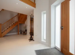 Imóvel limpo e pronto para ser ocupado  Casa do Construtor - Aluguel de equipamentos