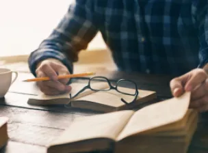 Livros para empreendedores: 5 títulos que você precisa ler | Casa do Construtor - Aluguel de equipamentos