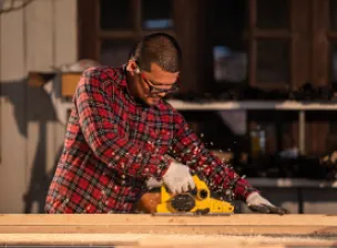 Conheça boas práticas para reduzir acidentes com máquinas e equipamentos | Casa do Construtor - Aluguel de equipamentos