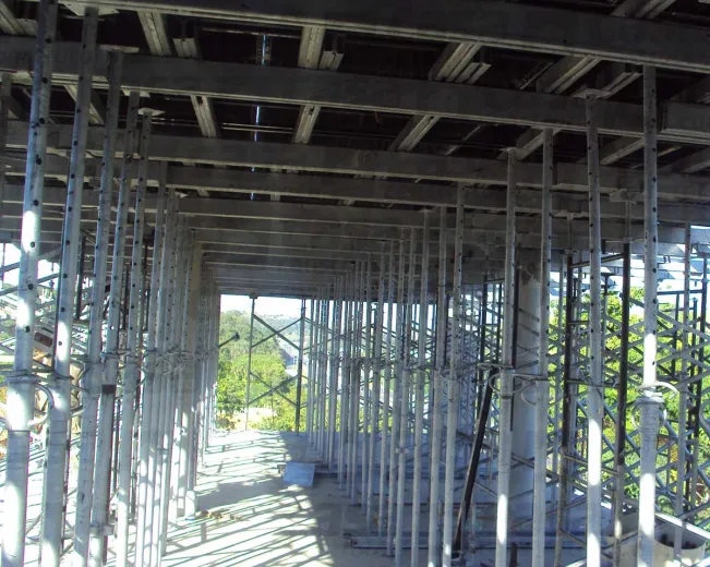 Aluguel de Escora Metálica 4,50m